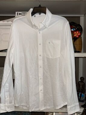 Criquet men's XL  white long sleeve button down shirt